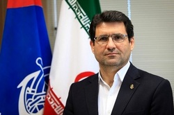 برای تخلیه بار کشتی‌ها هیچ مشکلی در مبادلات مالی نداریم