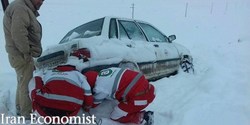 امدادرسانی به ۱۷۱۵ شهروند گرفتار در برف و کولاک