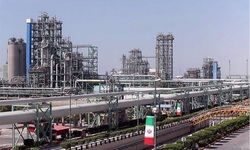 بازار سرمایه راهکاری برای جذب منابع مالی در صنعت پتروشیمی