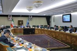 نشست دوره ای رئیس کل بانک مرکزی با اقتصاددانان برگزار شد