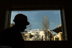 پیشنهاد توزیع اقلام اساسی علاوه بر افزایش حقوق کارگران