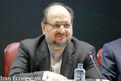 شریعتمداری: اختلاف درآمد و هزینه کارگران با وجود رشد ۳۶ درصدی دستمزد