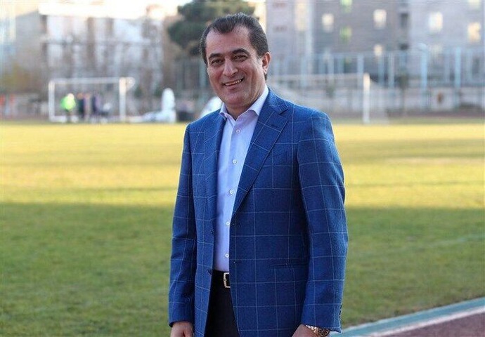 خلیل&zwnj;زاده: مددی مسوول انتخاب سرمربی استقلال است
