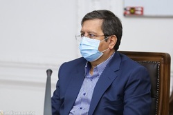 همتی: ‌تورم انتظاری رو به کاهش است
