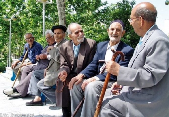 پرداخت ۱۰ هزار میلیارد ریال به بازنشستگان دستگاه&zwnj;های اجرایی