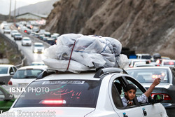 ترافیک سنگین و نیمه‌سنگین در مسیر شمال کشور   بارش برف و باران در جاده‌های ۵ استان