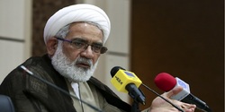 برخورد قانونی با روزه خواران در انظار عمومی