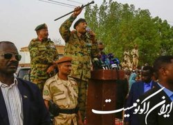 البرهان: ارتش سودان قدرت را تنها به دولت منتخب تحویل می‌دهد