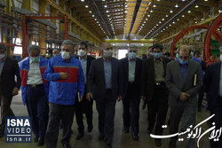 بازدید وزیر کشور از پروژه قطار ملی جهاددانشگاهی