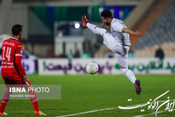 پیروزی پرسپولیس مقابل آلومینیوم در نیمه اول
