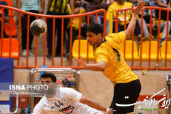 فولاد پیروز شهرآورد هندبال اصفهان