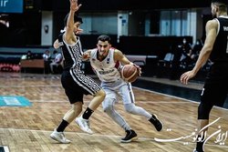 ادامه ماراتن مهران‌ها در نیمه‌نهایی لیگ بسکتبال
