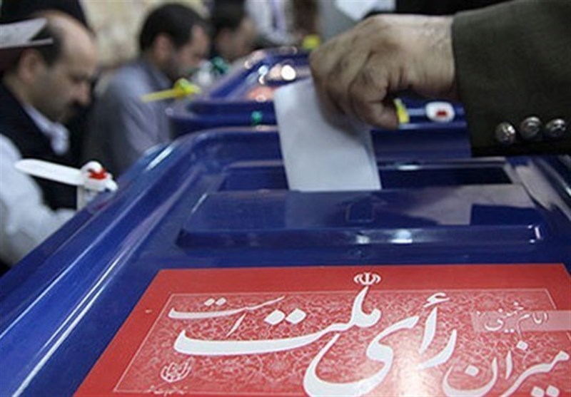 پیشنهادی برای حل بحران‌های اخیر کشور؛ برگزاری انتخابات زودهنگام مجلس و ریاست جمهوری!