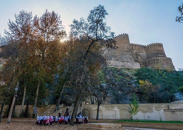 باغ گلستان قلعه فلک الافلاک خرم آباد