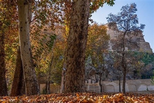 باغ گلستان قلعه فلک الافلاک خرم آباد باغ گلستان قلعه فلک الافلاک خرم آباد