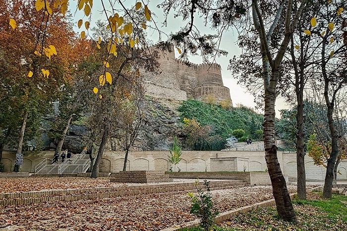 باغ گلستان قلعه فلک الافلاک خرم آباد