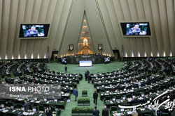 جواب «های»،«هوی» و جواب «سیلی»،«سیلی» است