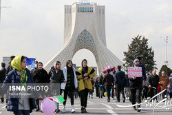 ارائه خدمات هلال احمر به بیش از ۱۹ هزار نفر در راهپیمایی ۲۲ بهمن