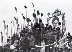 رهبری که بعد از تبعید «مهاجرت» کرد