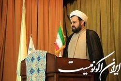 آنچه باید برای آن تلاش کنیم تبیین، تبلیغ و تثبیت هنر دینی است