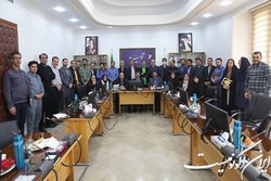 تقدیر از برگزارکنندگان نمایشگاه گزیده‌ای از دستاوردها و توانمندی‌های جهاددانشگاهی در خانه ملت