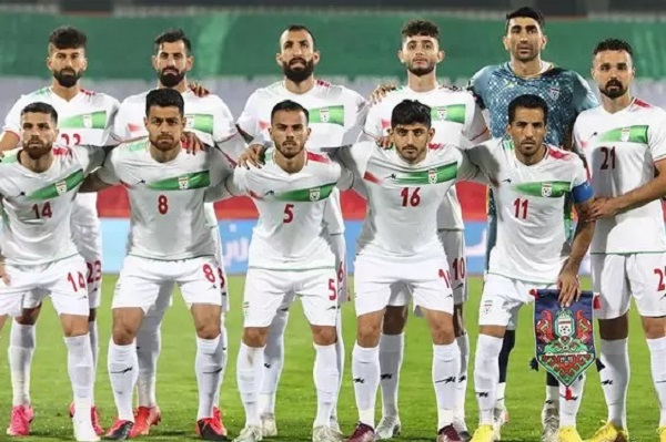 تاجی که بر سر فوتبال رفت
