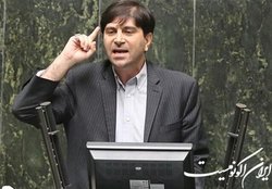 رضاخواه: دولت تمام برندهای تلفن‌های همراه را رجیستر کند