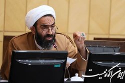 نقدعلی: یک کارگروه برای بررسی وضعیت دلار تشکیل شود