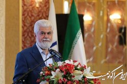 رئیس کمیسیون بهداشت: هیچ جای دنیا دولت‌ها به تنهایی از پس هزینه درمان و سلامت بر نمی‌آیند