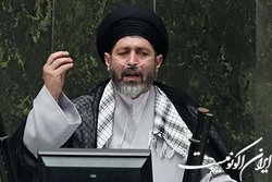 دشمن می‌خواهد نیروهای انقلابی را از ما بگیرد