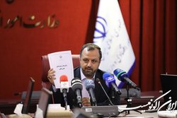 وزارت اقتصاد به دنبال گره گشایی از بنگاه‌داری بانک‌ها
