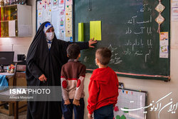 مراقب  حقارت  و  سرخوردگی  ناشی از برخورد نامناسب معلم با دانش آموزان باشیم