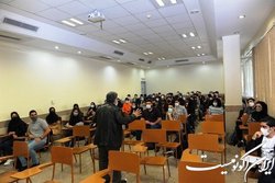 انتقاد وزیر علوم از حصارکشی و مرزکشی بین دانشگاه‌های پزشکی و غیرپزشکی