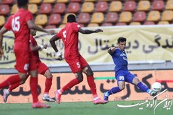 تساوی استقلال و فولاد در نیمه اول