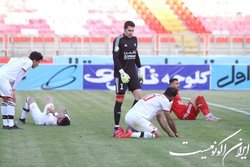 دیدار نساجی و تراکتور در آستانه لغو!