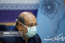 اساتید دانشگاه پیشتازان و افسران برای دسترسی کشور به مرجعیت علمی هستند