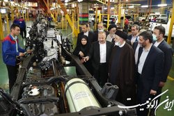 حضور رئیسی در منطقه آزاد ارس و کارخانه ارس خودرو دیزل