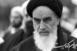 امام خمینی الگوی مردم‌سالاری دینی را برای جهانیان معرفی کرد