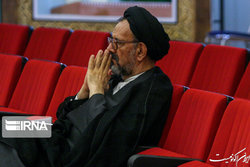 آن که انصاف داشت