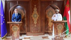 تاکید مورا بر نقش مثبت عمان در حل‌ مشکلات پرونده هسته‌ای ایران
