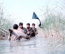 داستان ۵۴ ساعت شنا برای شناسایی