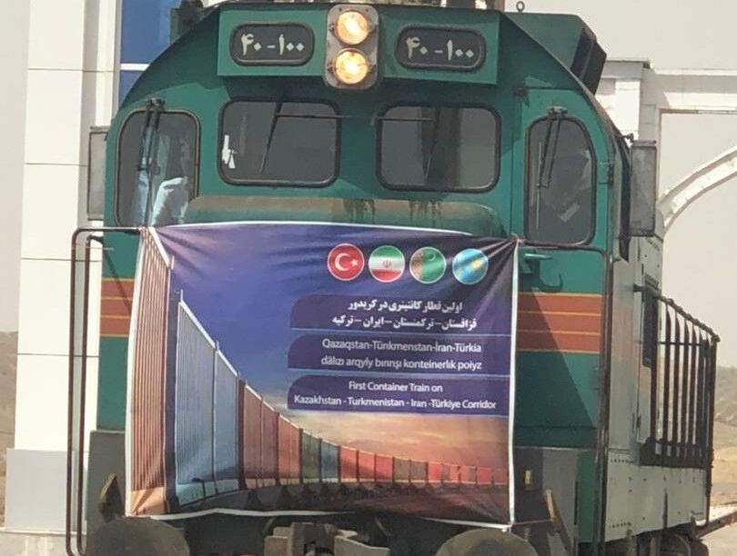 ورود محموله کانتینری گوگرد قزاقستان به ایران