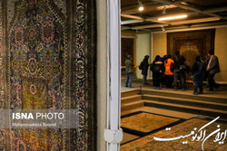موزه فرش تعطیل کرد