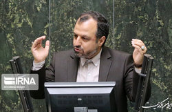 وزیر اقتصاد: «آسان سازی دریافت مجوز کسب و کار» اولویت وزرات اقتصاد است