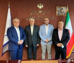 وفایی در دیدار با وزیر ورزش: حاضر نیستم وطنم را با کشور دیگری عوض کنم