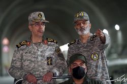 سرلشکر باقری از پایگاه سری پهپادی ارتش بازدید کرد