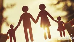 تلاش بنیاد ۱۵ خرداد برای طراحی ملزومات کودکان در خانواده‌های مثبت پنج