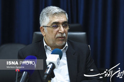 با نگاه علمی و دلسوزانه در رسانه نقد کنیم
