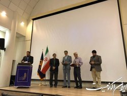 وعدۀ جایزۀ «قلم زرین» به برگزیدگان