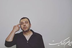 قیمت ۵ بلیت تئاتر  ما به اندازه یک همبرگر است